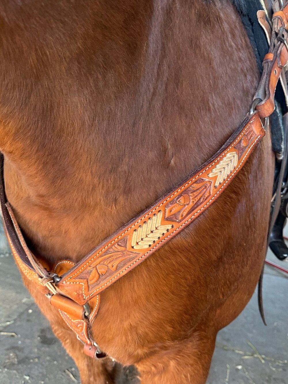 Hand Tooled Western Breast Collar – Leather, Horse Size